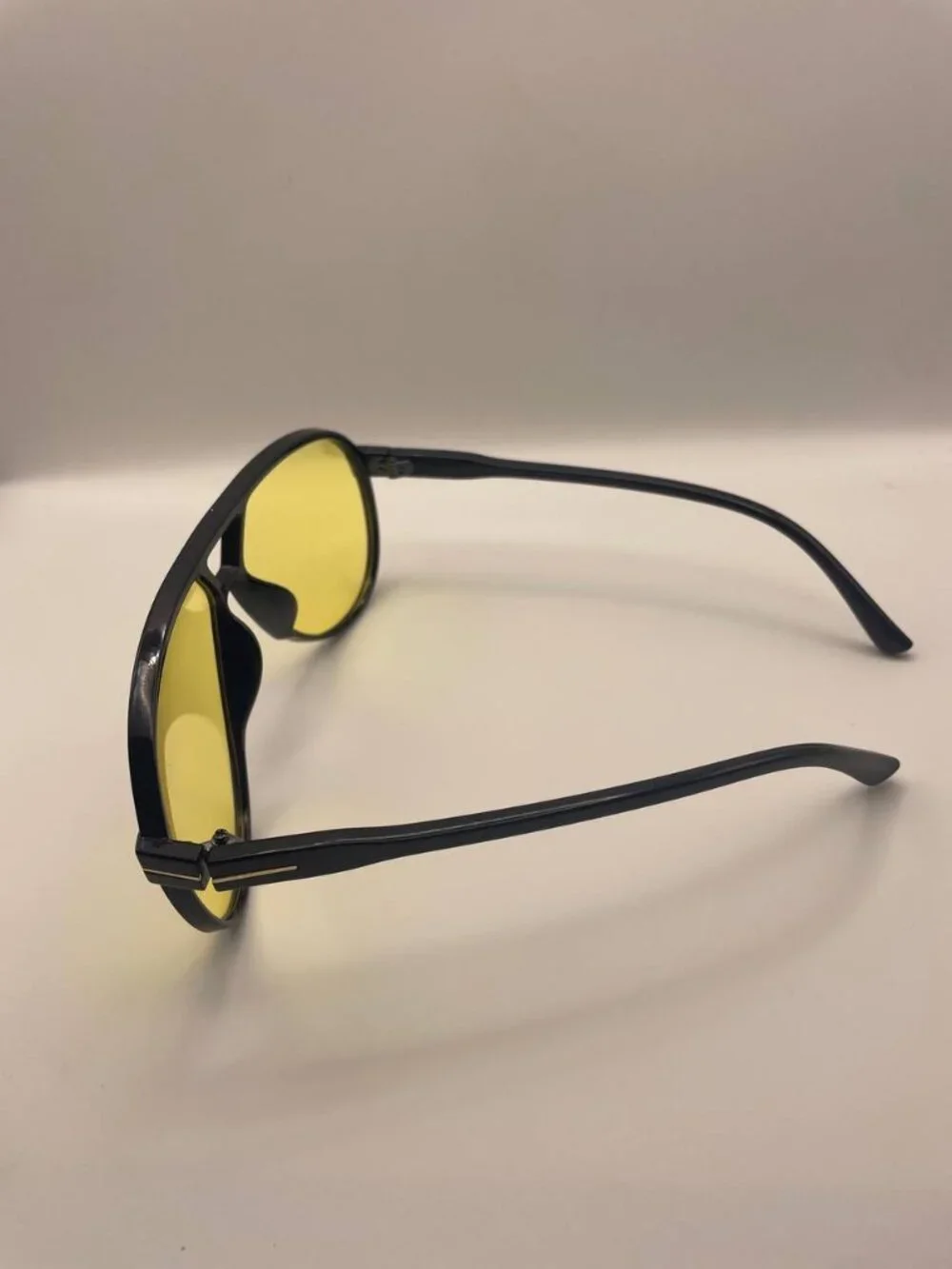 GUVIVI Black Aviator Sunglasses Yellow Lenses - Retro & Indie Style unisex